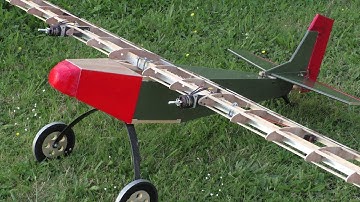 Big STOL-style scratch build plane part 4 (motor mounts, polystyrene woes)