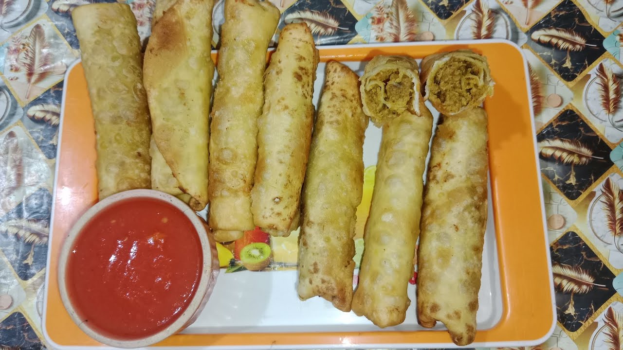 Roti roll  सोयाबीन रोटी रोल। बहुत ही कम चीजों से बनाएं। Crispy and tasty recipe 