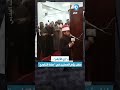 بـ زي الأزهر طفل ي ؤم المصلين في صلاة التراويح