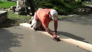 How to Pour Concrete Driveway