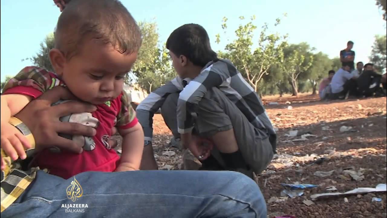 تركيا تغلق حدودها أمام اللاجئين السوريين