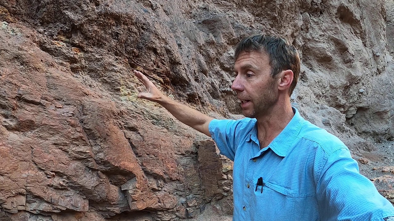 Detachment fault in Natural Bridge Canyon, Death Valley: the real key to DV's landscape