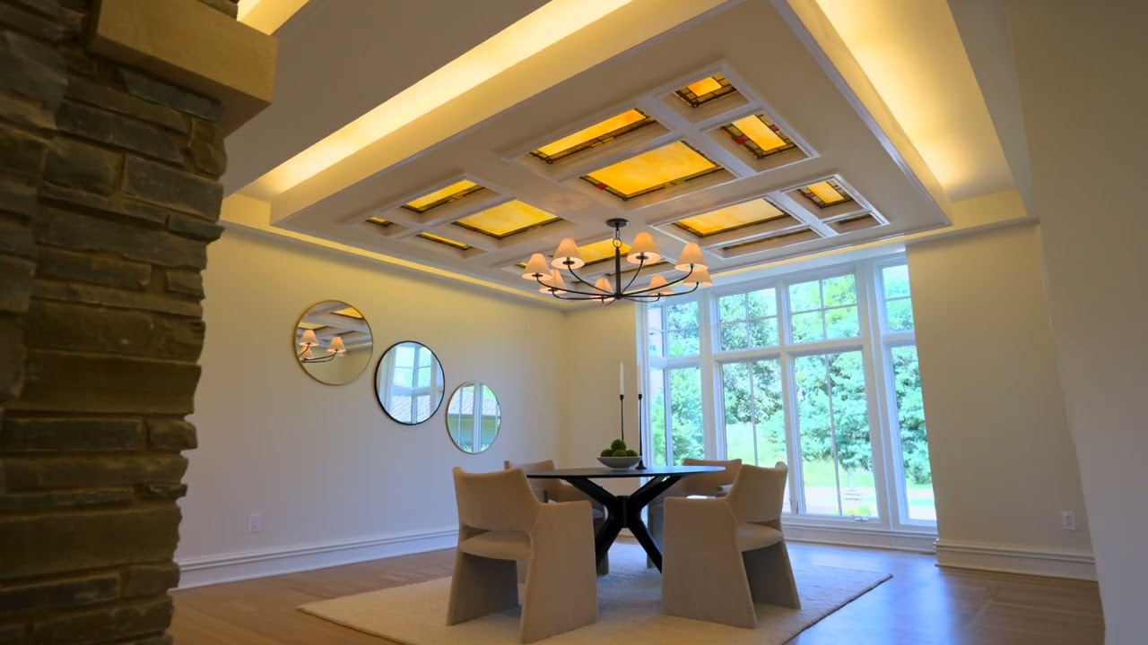 Exquisite Prairie Style Home in Barrington Estates | 695 Club Drive |