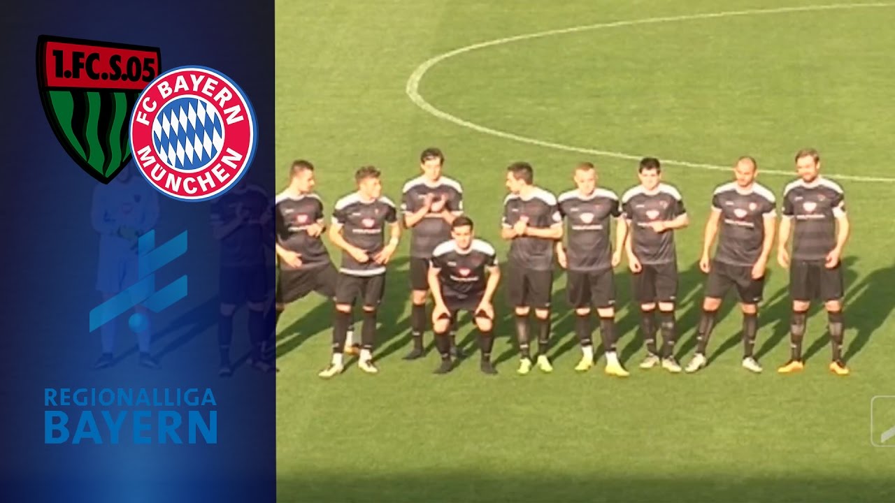 1. FC SChweinfurt 05 FC Bayern Muenchen II (Regionalliga Bayern, Saison 2016/17 Spieltag 33 1. FC SChweinfurt 05 FC Bayern Muenchen II (Regionalliga Bayern, Saison 2016/17 Spieltag 33