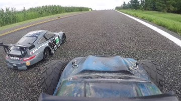 Hpi Rs4 Sport 3 Flux vs Traxxas Rustler Vxl