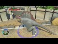 Lego Jurassic World: espinossauro aprontando no parque.