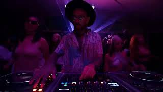 Stromae - Alors on dance (Alibra Afro tech) Resimi
