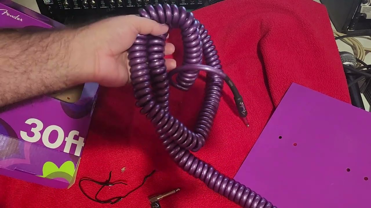 Regali di Natale per chitarristi da €5,00 a €50,00: cosa scegliere per fare bella figura?