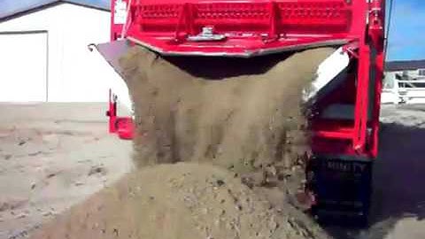 TruckBed - Belt Trailer Hauling Aggregate Materials - Trinity Trailer