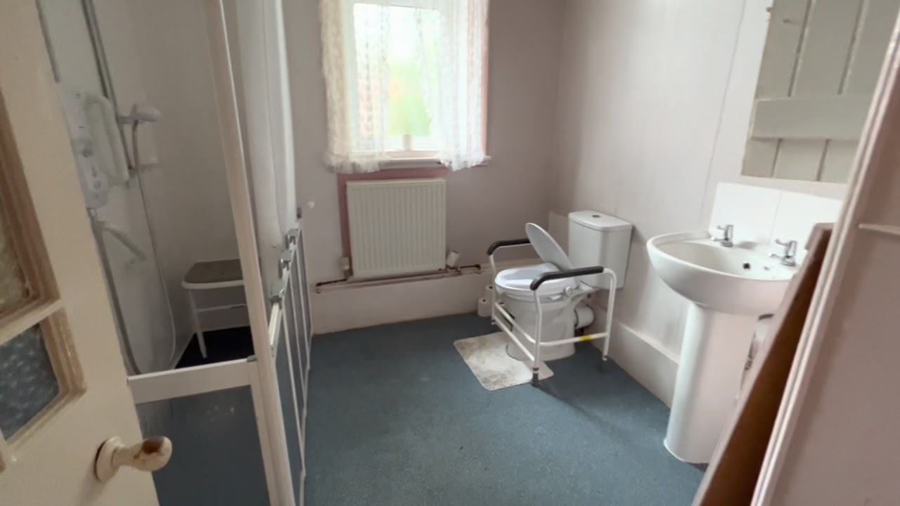 Queensgate, Heaton, Bolton