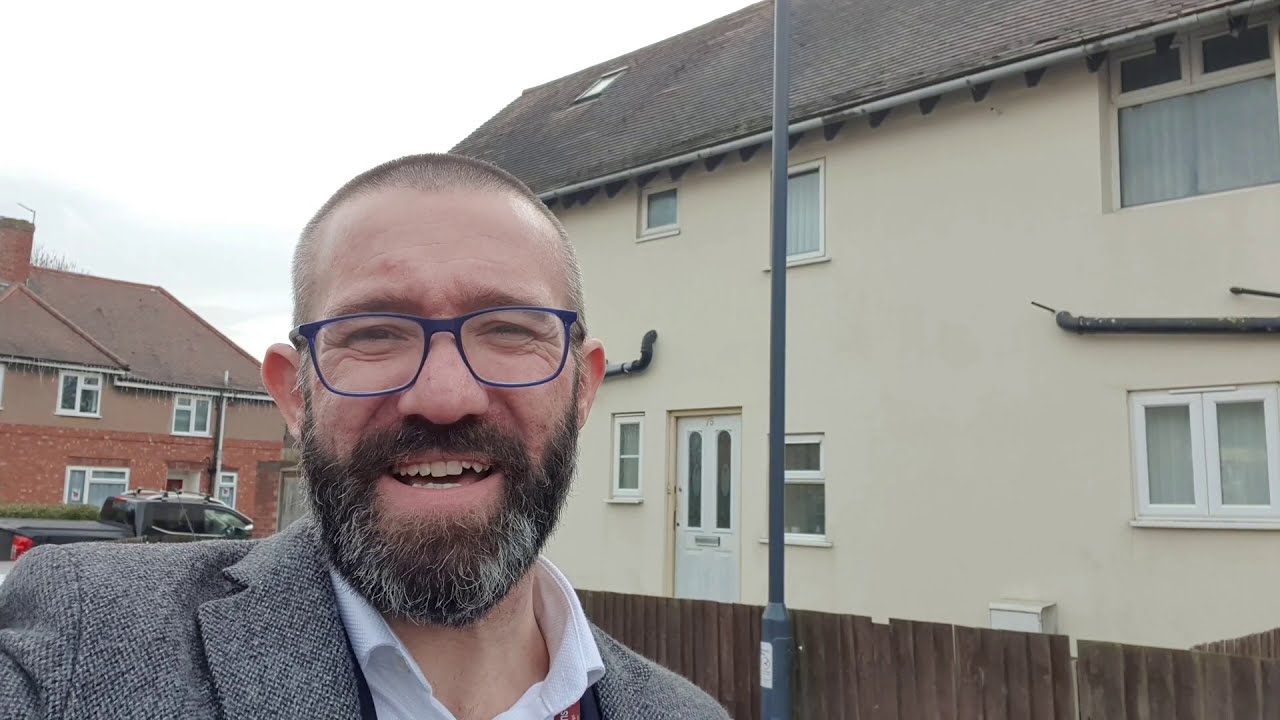 Home for sale in Nuneaton Hill Street Nuneaton with Hawkins Estate