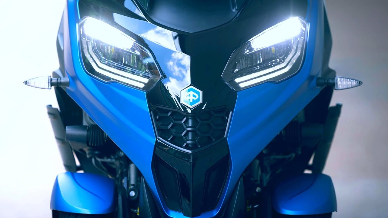 Новый комфортный трехколесный скутер Piaggio MP3 310 2025 года