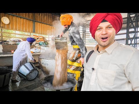 INDIAN FOOD HEAVEN at the BIGGEST MEGA KITCHEN 2018! AMAZING TRAVEL DOCUMENTARY in the GOLDEN TEMPLE