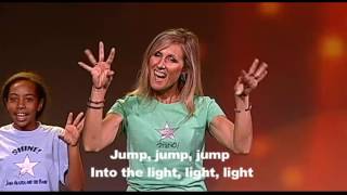 Miniatura de vídeo de "Jump into the Light"