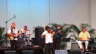 Haiku Hillbillies - Livin it Up (Maui live 3.12.11)