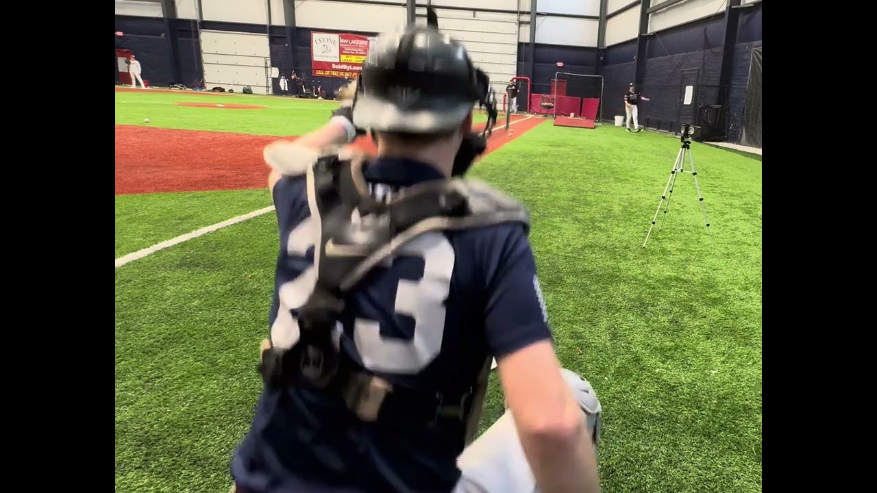 2 Seam Submarine Fastballs with sink