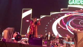 Maa Pava Te Gadh Thi Utri Re ~Garba Queen ~ Aishwarya Majmudar ~ Gardencity ~ A