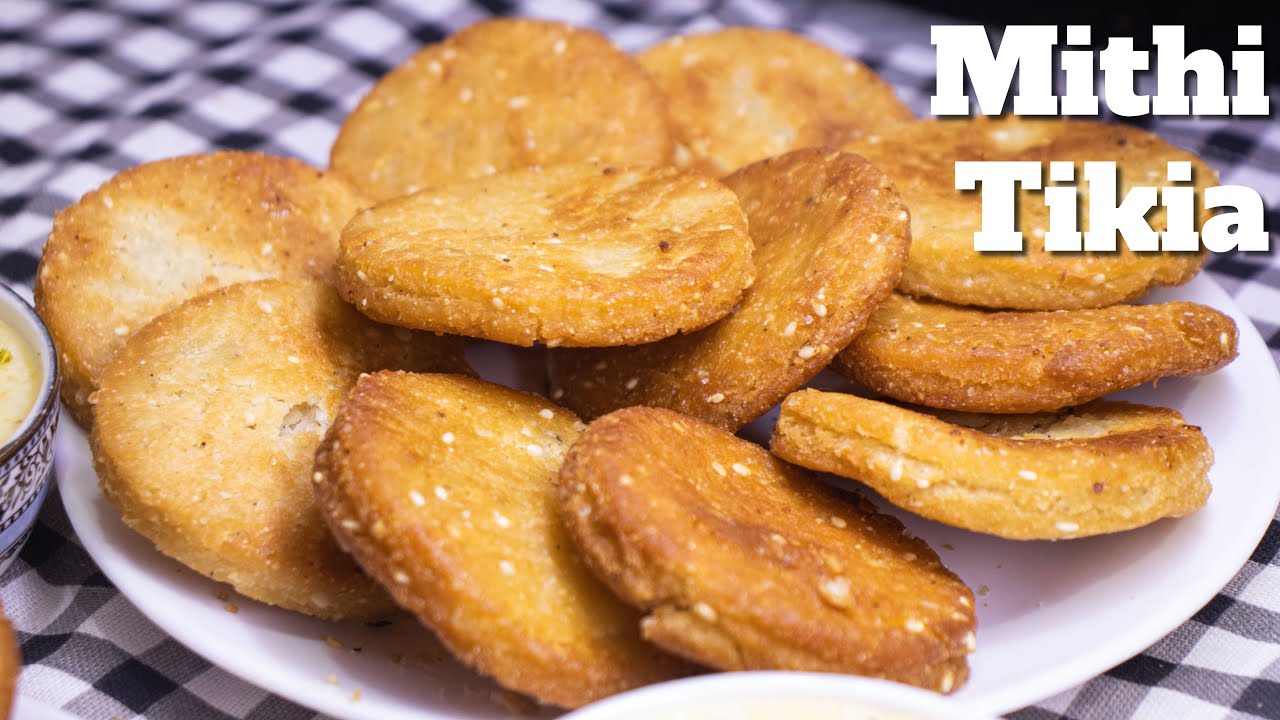 Mithi Tikia Khasta Karari Methi Puri | Koonday Halwai Jaisi Ab Ghar Par Banaye Rajab Koonday