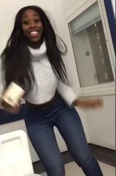 Hot Young Black Girl Twerking