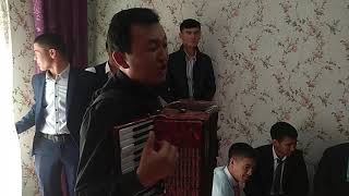 картинка: Тынчтык Дооронов.  Той 2020