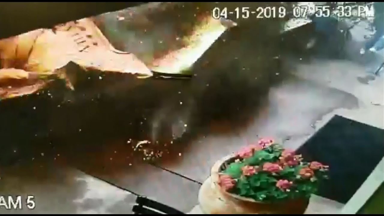 RAW: Car Plows Through Napa Restaurant's Outdoor Patio, Narrowly Missing Family - YouTube