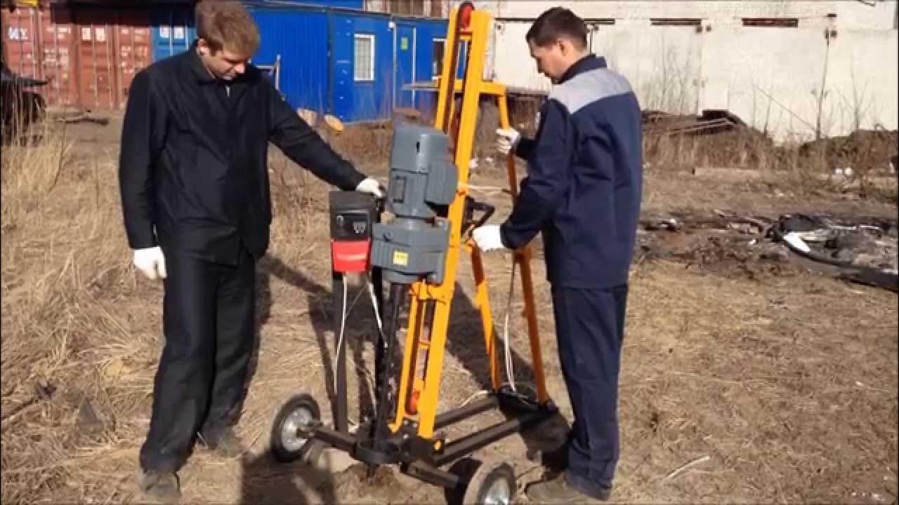 Буровая укб. Малогабаритная буровая УКБ 12/25. Буровой станок УКБ 12/25. Лебедка с2.03.000-2 УКБ 12 25. Бурение скважин на УКБ 12 25.