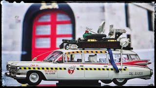 YS Diecast 1/64 Ghostbusters Ecto-1a Cadillac Movie Version Review