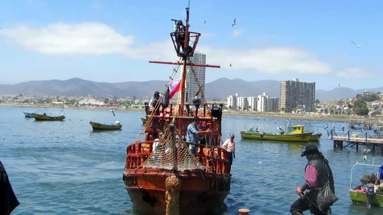 barco pirata coquimbo - YouTube