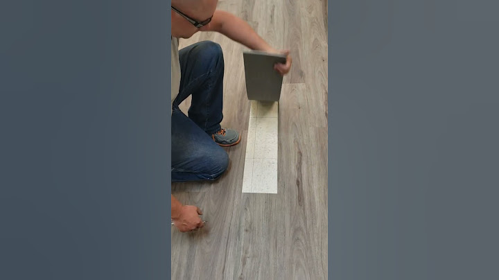loose lay Luxury vinyl plank flooring / lvp #flooring #realestate #construction #shorts