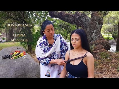 DOÑA☯BLANCA, SPIRITUAL CLEANSING, HAIR CRACKING, CUENCA LIMPIA, ASMR MASSAGE, REIKI,