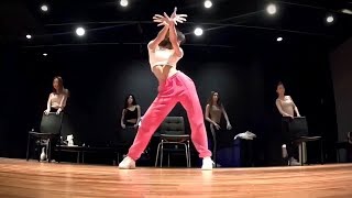 Miniatura del video "[MIRRORED] LISA - 'GOOD THING' DANCE PRACTICE"