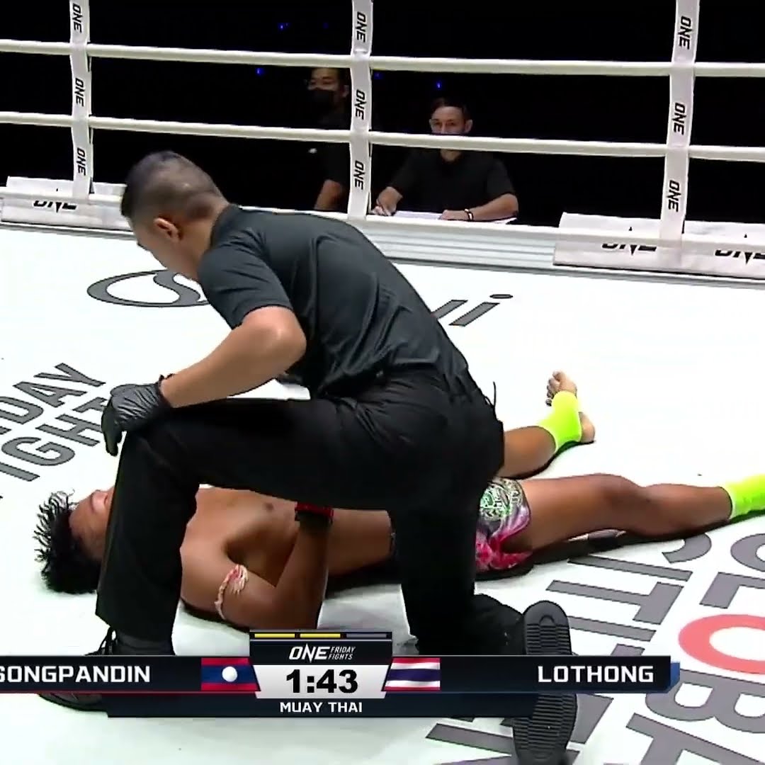 ON THE MONEY ? Lothong flattens Songpandin for the KO and bonus in his ONE debut!