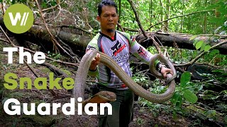 Snake Handling World Champion deals with the most dangerous snakes | The Malaysian Snake Guardian by wocomoWILDLIFE 1,961 views 4 months ago 50 minutes