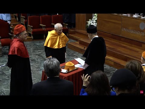 Josep Borrell recibe el Doctorado Honoris Causa por la Universidad de Valladolid