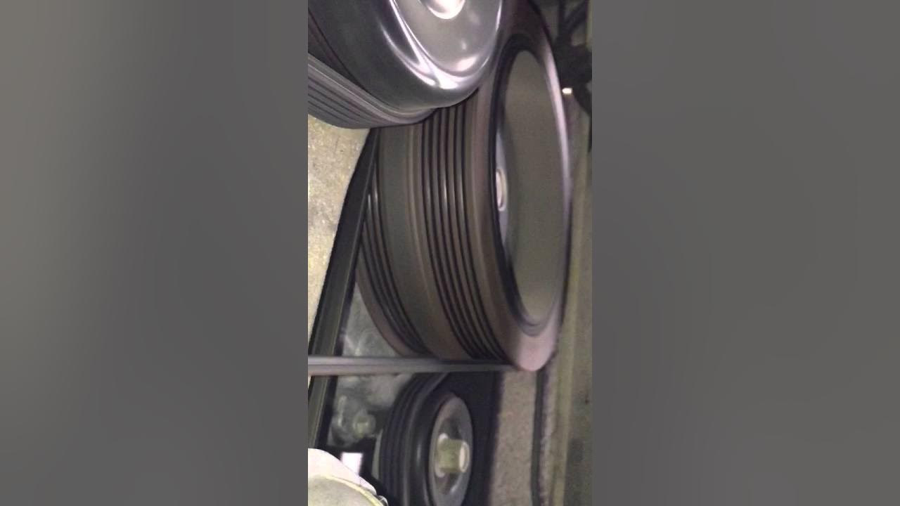 Bad harmonic balancer c6 corvette 2 HD YouTube