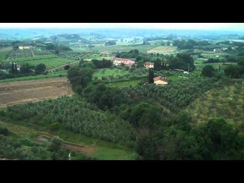 วีดีโอ: Vinci, อิตาลี: บ้านเกิดของ Leonardo da Vinci ใน Tuscany