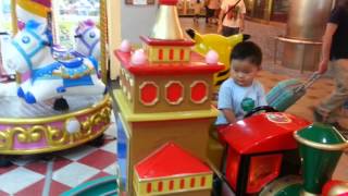 1020705小兔賣場開火車