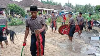 PETUALANGAN YG MENGGEMPARKAN jaran kepang //cokro sejati// live pabrian