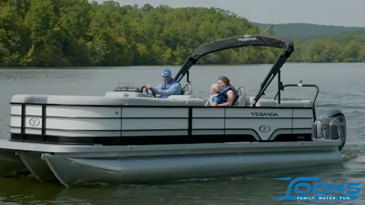Veranda pontoon/tritoon boat build quality.