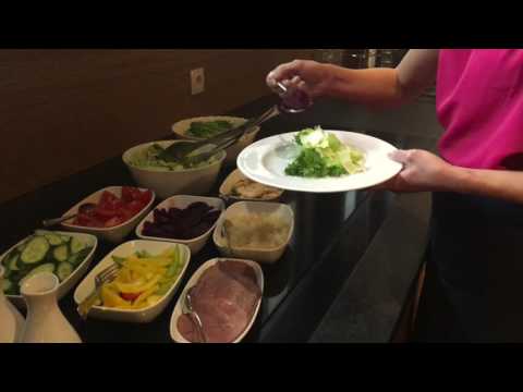 Video: Kuidas Süüa Uhkes Restoranis