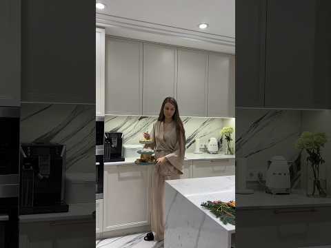 Мы переезжаем в квартиру мечты🥳Спорим, вы не угадаете, сколько стоит? #shorts
