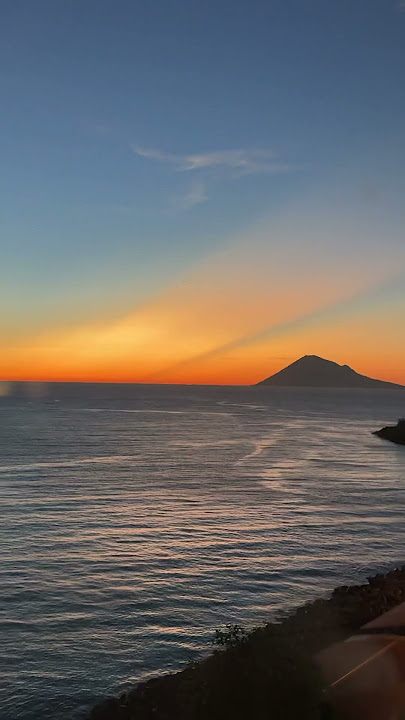 Cantik dan indah.. #beatifulnature #song #lyrics #music #trending  #2025 #manado  #beatifulnature