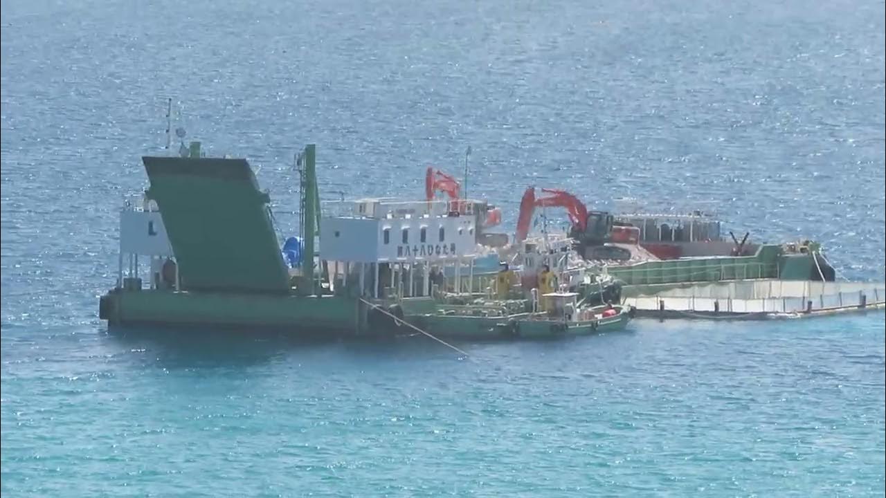 大浦湾の海上ヤード建設現場で石材投入 YouTube