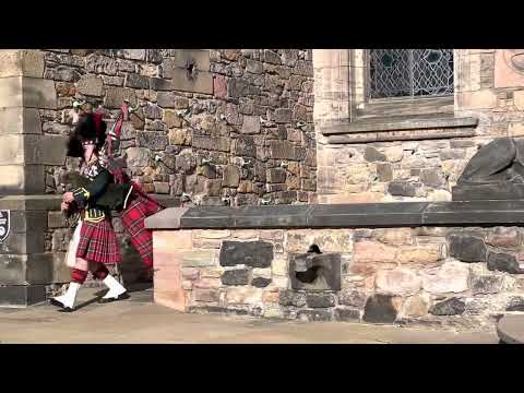 Edinburgh castle beautiful