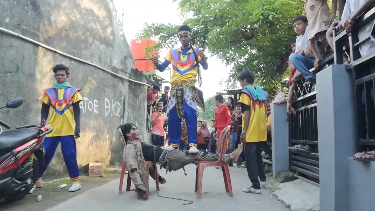 Atraksi Zombie REWOK GROUP