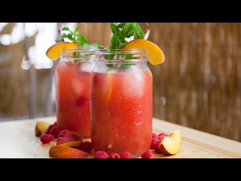 mint-peach-raspberry-sparkling-lemonade-(non-alcoholic-&-alcoholic)