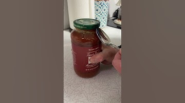 Trick to opening those stubborn jar lids! #tipsandtricks