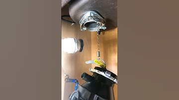 Installing a garbage disposal 🏗️ 💦 #plumbing #plumber #shorts