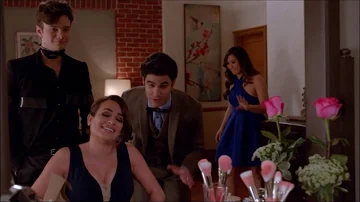 Does Rachel Berry give birth?