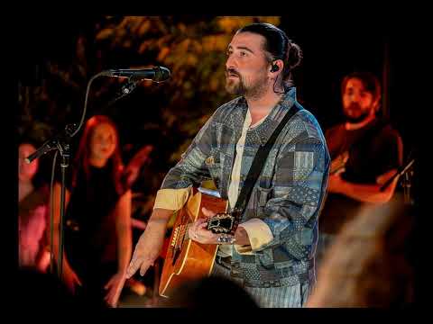 Noah Kahan's Heartfelt Apology: When The Weather Won!
